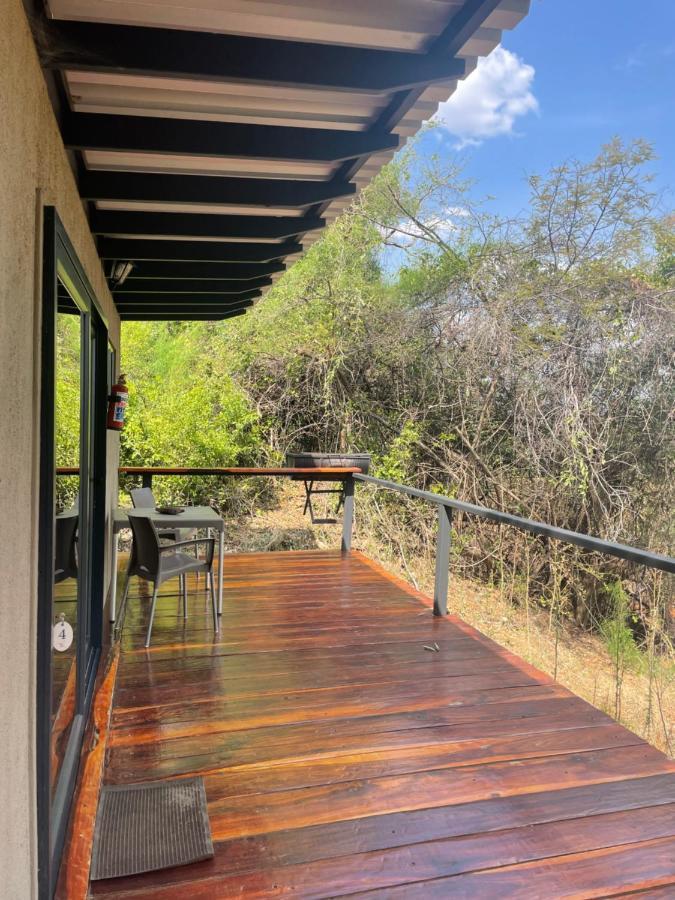 White Sands Lodge Divundu ภายนอก รูปภาพ