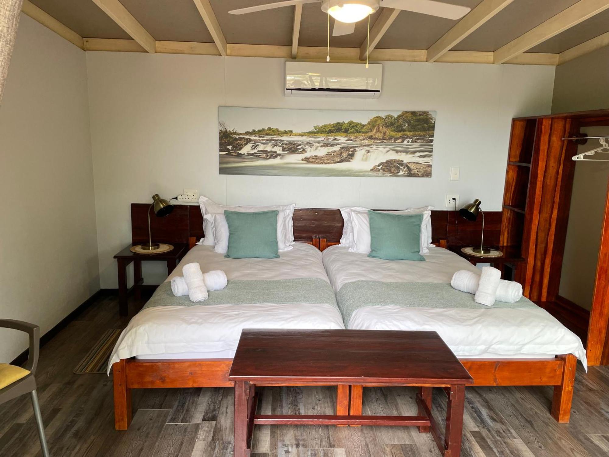 White Sands Lodge Divundu ภายนอก รูปภาพ